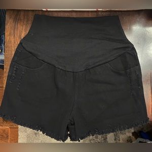 NWT Jezero Maternity Black Cut-Off Shorts Women’s Size Small